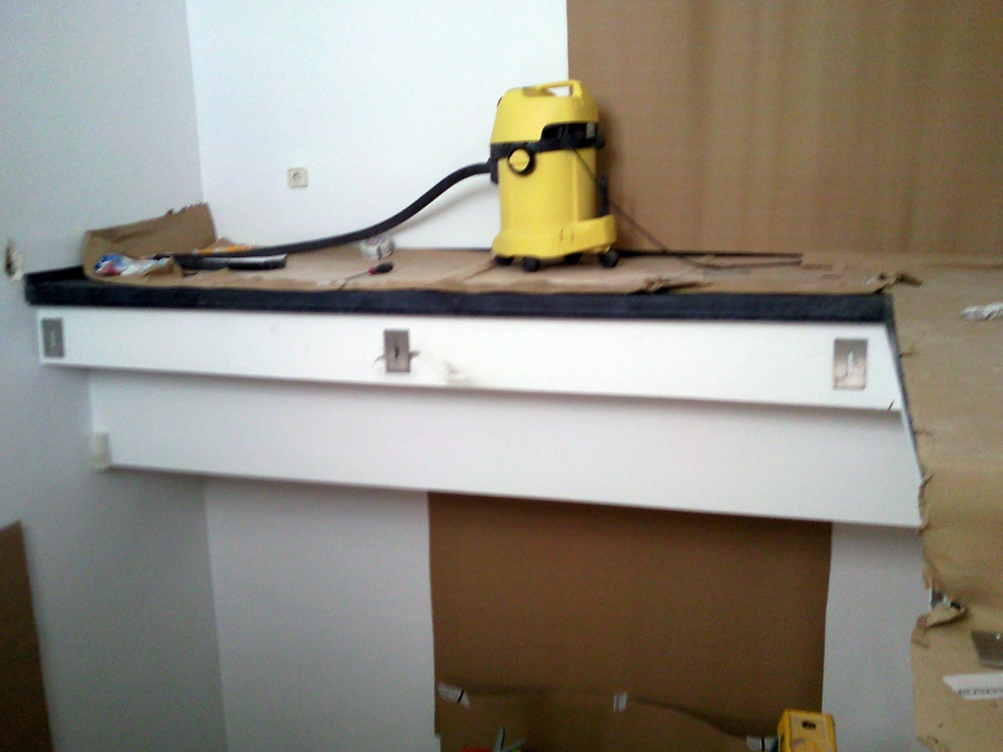 ESCALERA FORRADA CON PARQUET FLOTANTE EUROWOOD ROBLE NEGRO CALÍZO