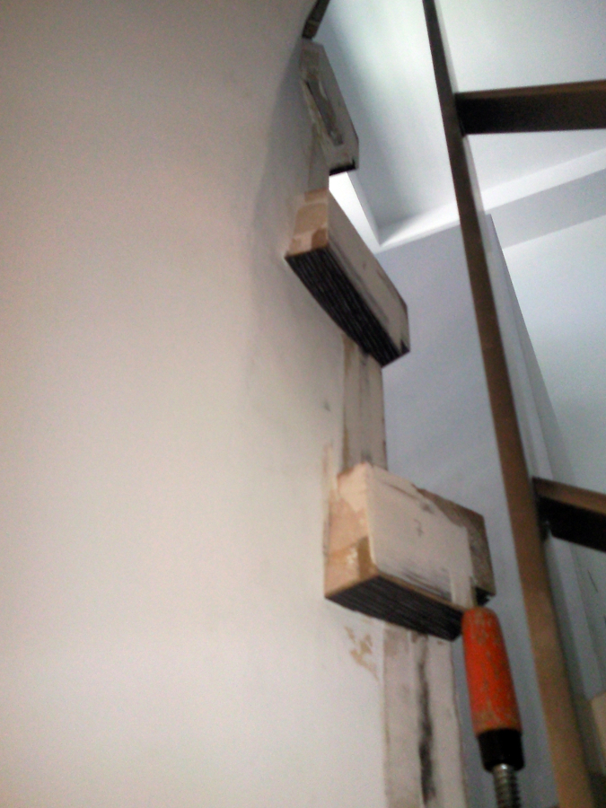 ESCALERA FORRADA CON PARQUET FLOTANTE EUROWOOD ROBLE NEGRO CALÍZO