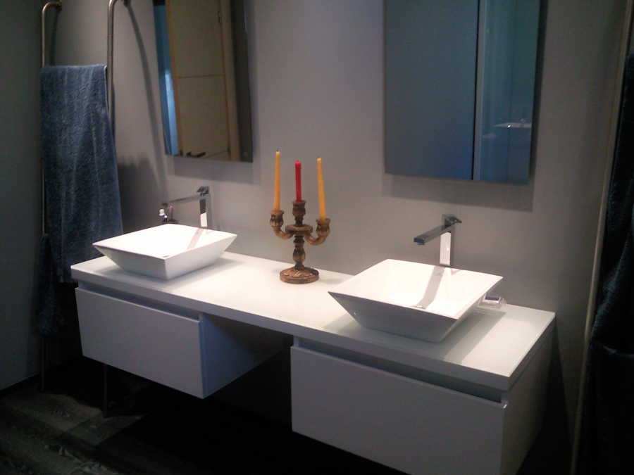 ESCALERA FORRADA CON PARQUET FLOTANTE EUROWOOD ROBLE NEGRO CALÍZO