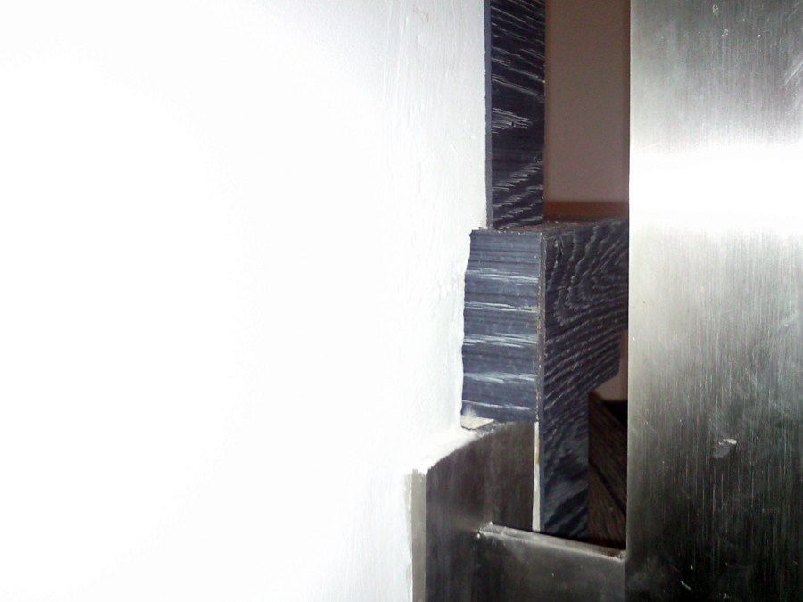 ESCALERA FORRADA CON PARQUET FLOTANTE EUROWOOD ROBLE NEGRO CALÍZO