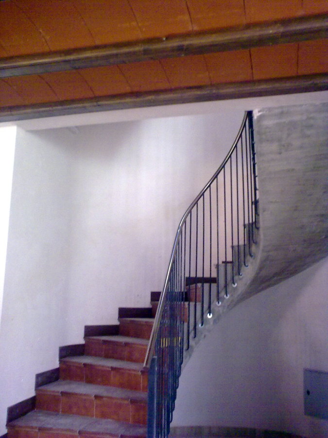 ESCALERA INTERIOR