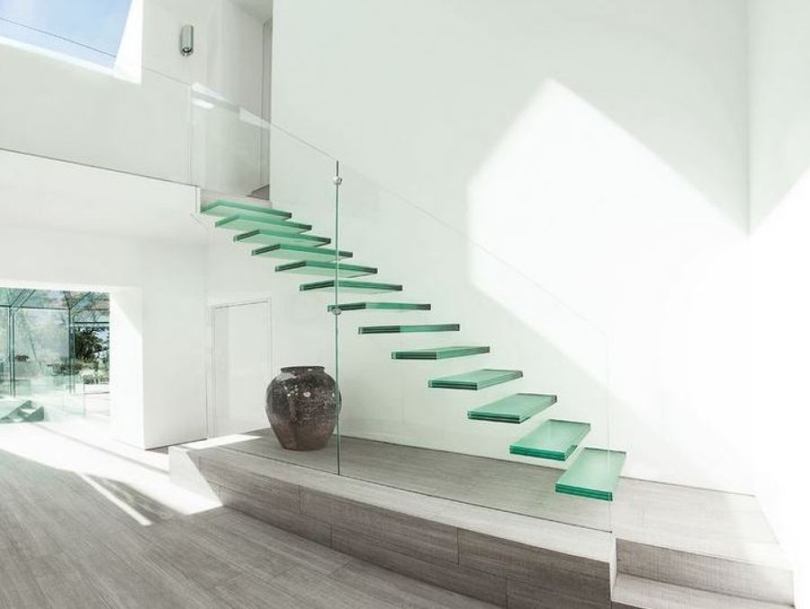 escalerade crsital  invisible