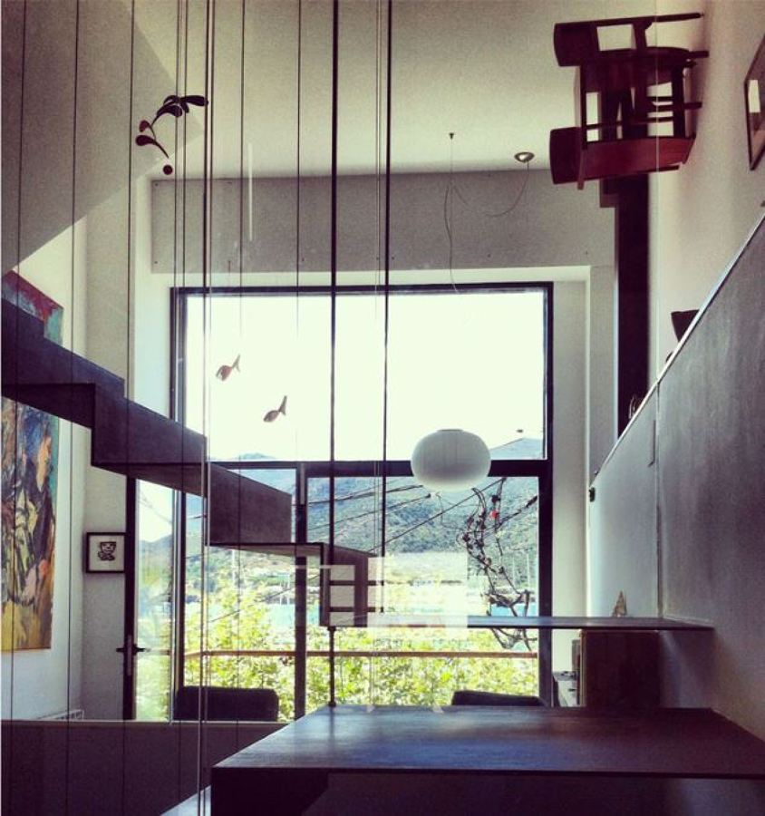 escalera casi invisible