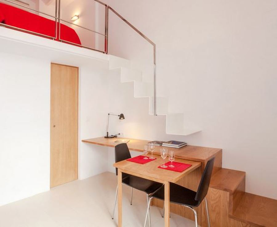 mesa que sirve de escalera