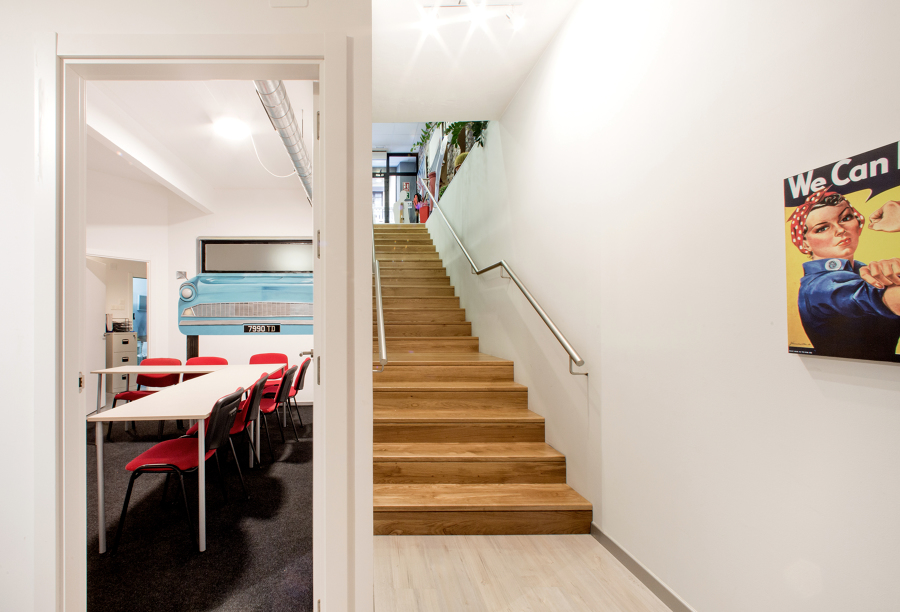 Escalera planta inferior