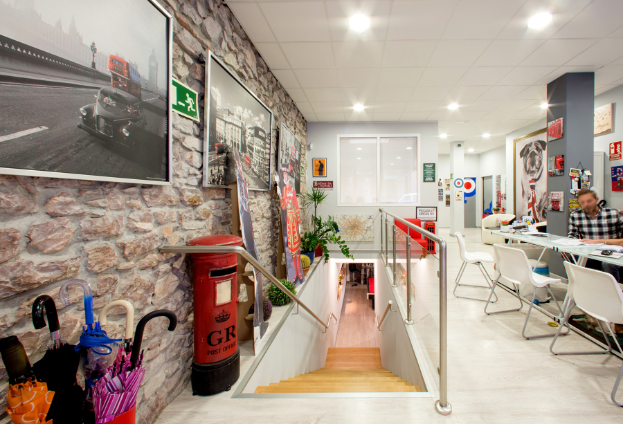 Escalera planta superior