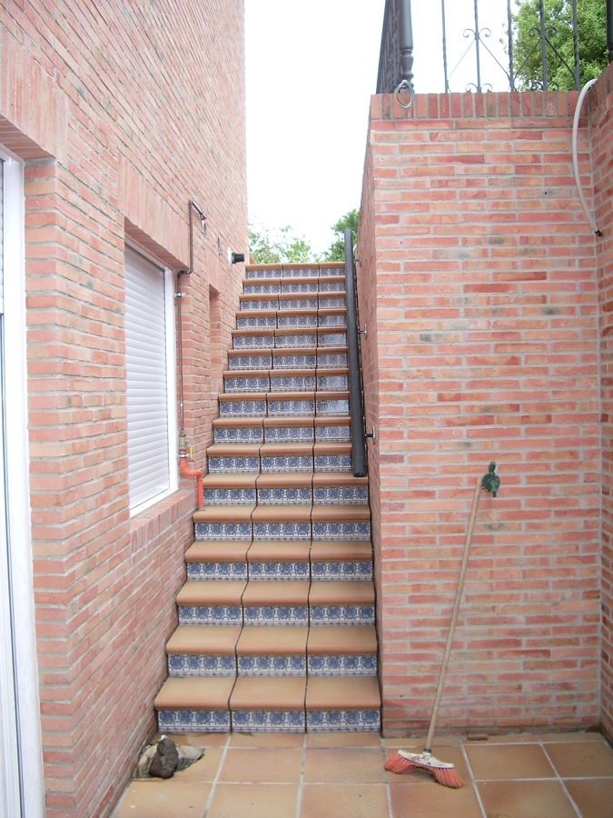 Escalera rústica