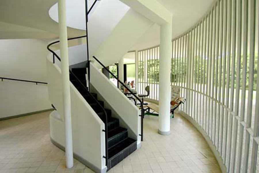 escalera villa saboya
