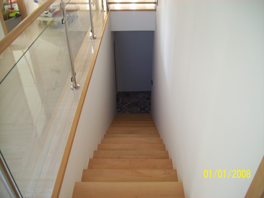 escaleras a planta garaje