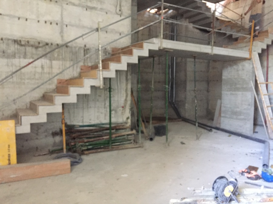 Escaleras hormigon visto