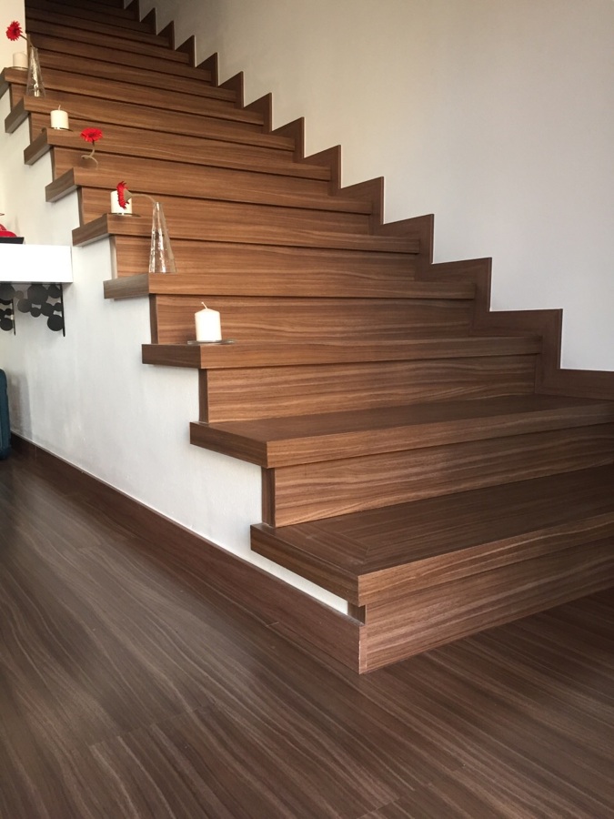 Escaleras sintéticas 