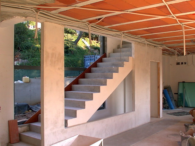 Escaleras.