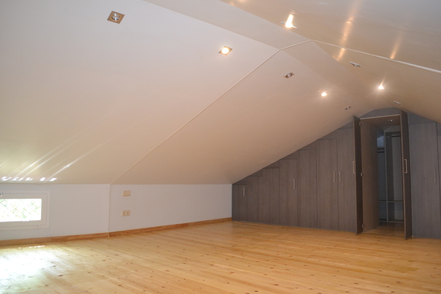 Espacio Almacenaje y Vestidor