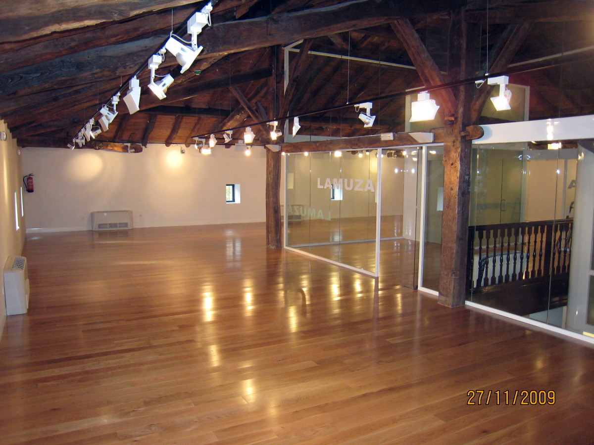 ESPACIO BAJO CUBIERTA