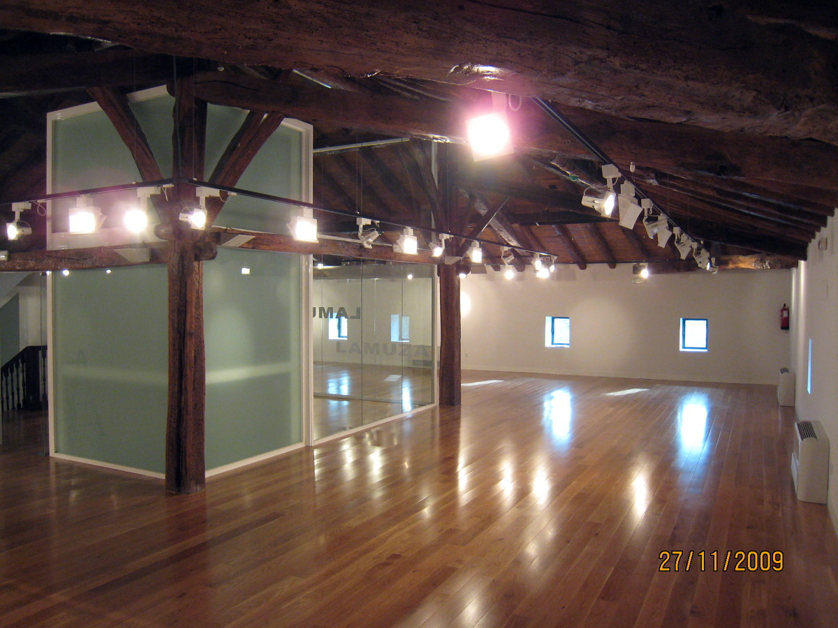 ESPACIO BAJO CUBIERTA