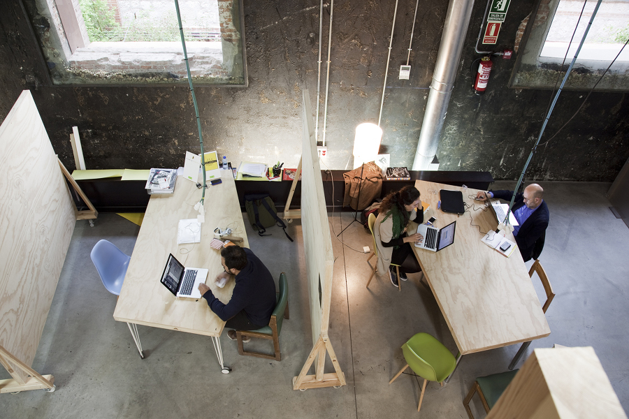 Espacios de trabajo individual o grupos reducidos