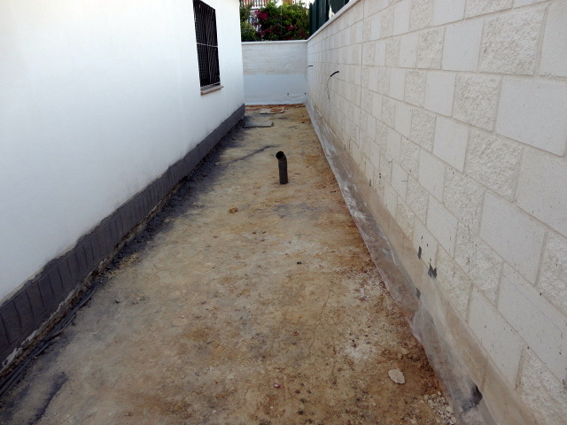 ESPARTINAS,01/08/2012,SEVILLA