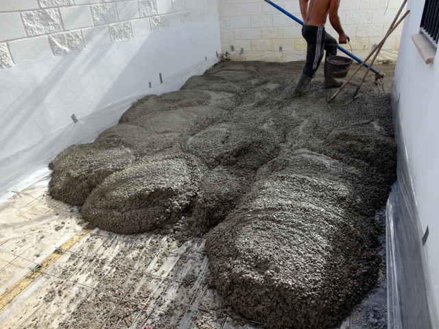 ESPARTINAS,01/08/2012,SEVILLA