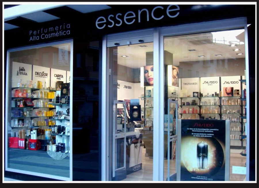 Essence, Perfumería & Alta Cosmética