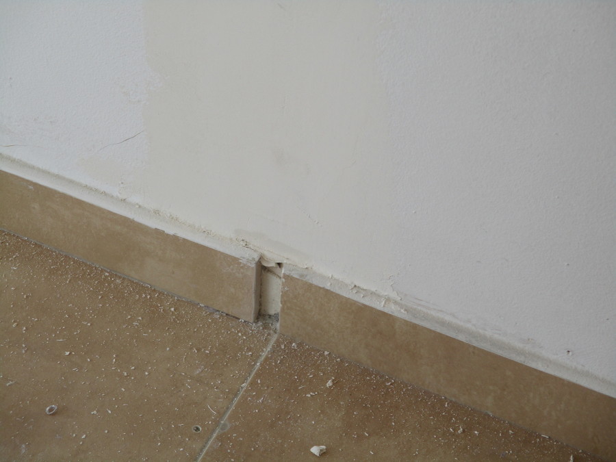 Estado del rodapiés en el paramento