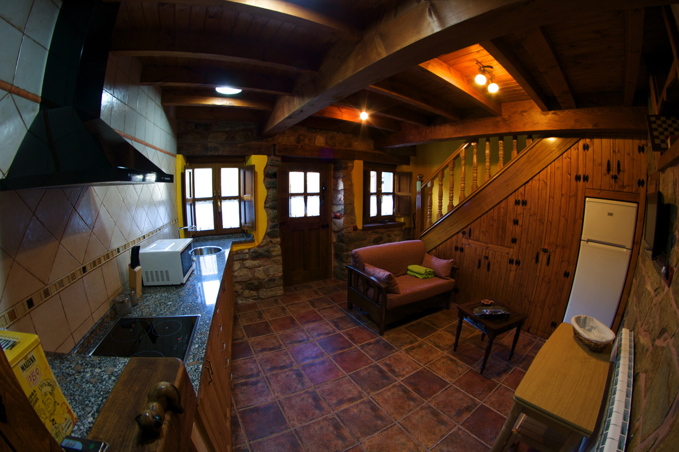 Estado reformado interior cocina-salón