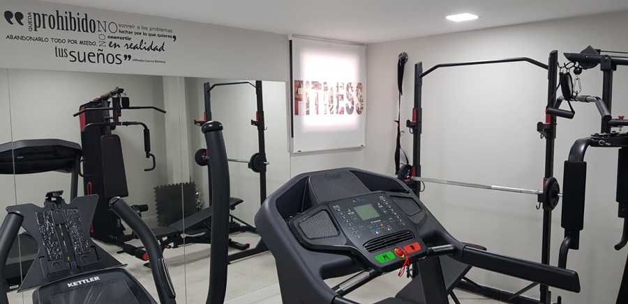 Estor Enrollable con Impresión Digital