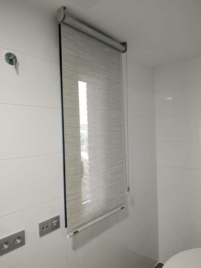 Estor Enrollable de Screen