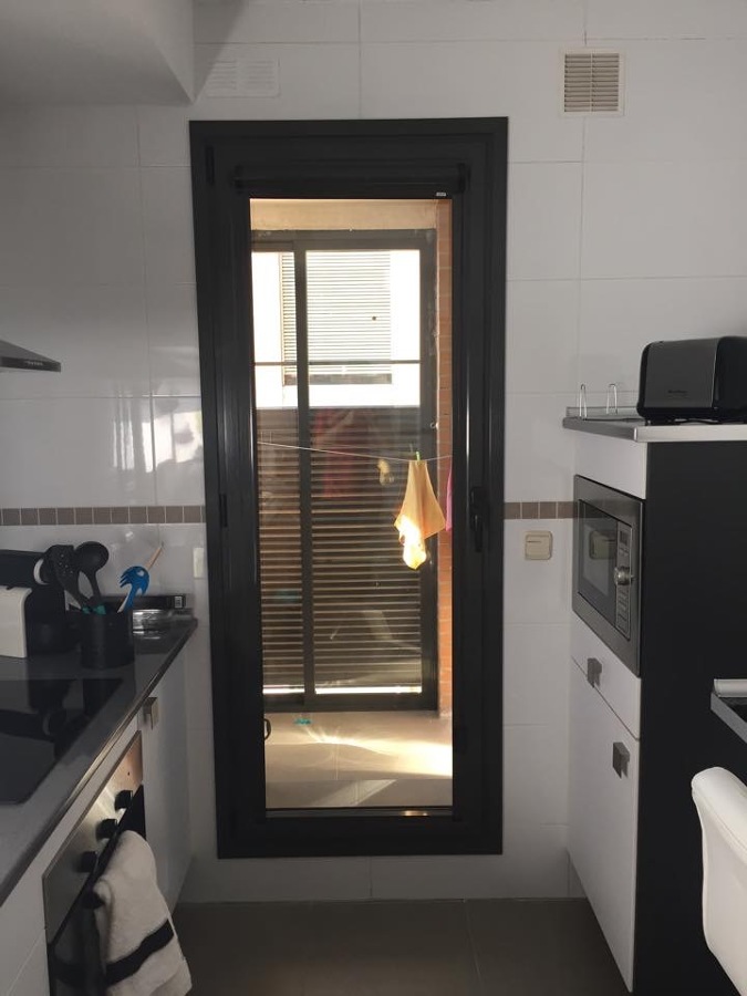 ESTOR GLAS ENTRE ELCRISTAL