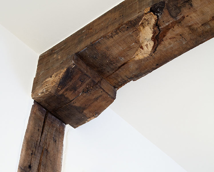 ESTRUCTURA DE MADERA RECUPERADA