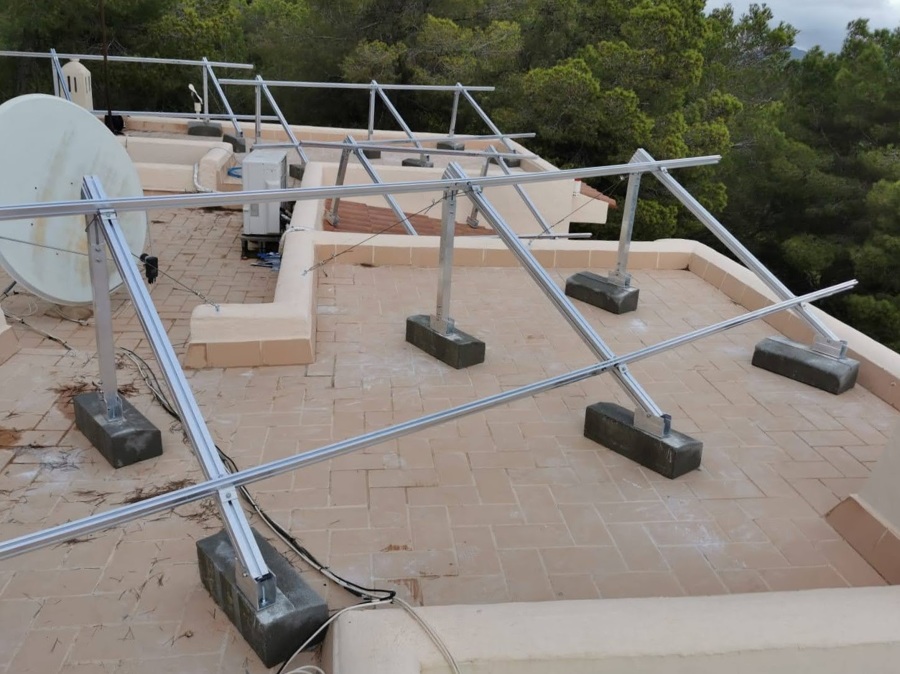 Estructura de suelo para paneles solares