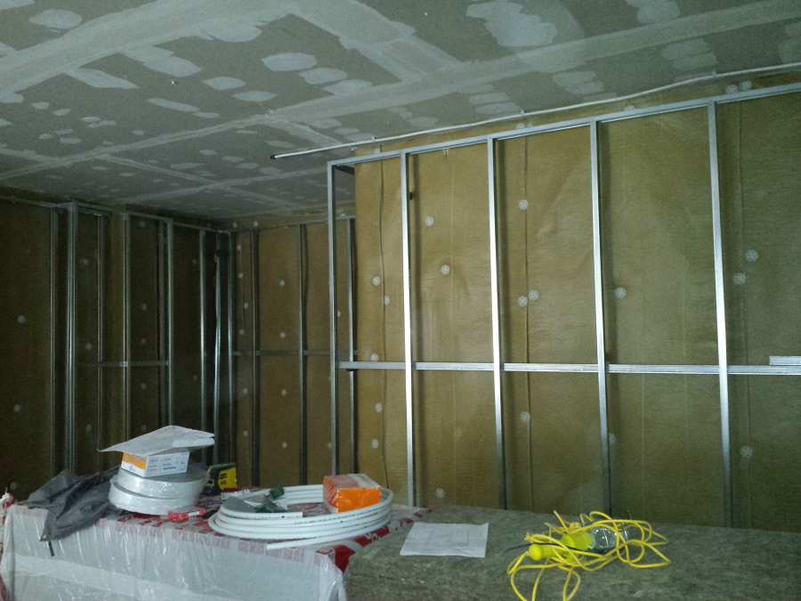 Estructura pared flotante