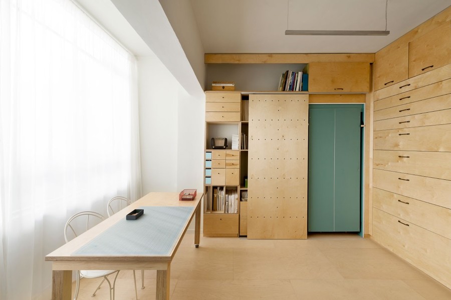 Estudio forrado de madera