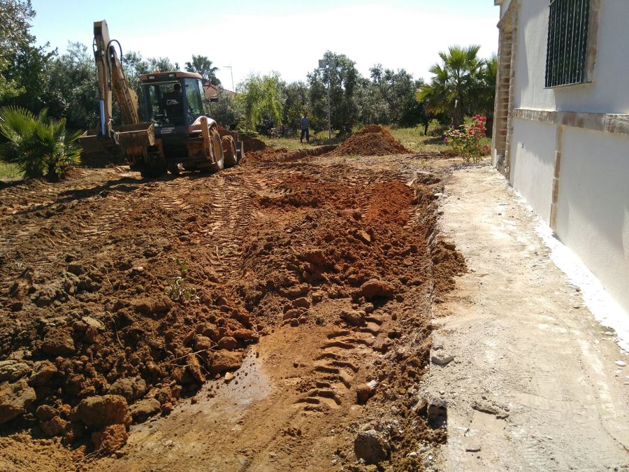 Excavación de bazo de la piscina