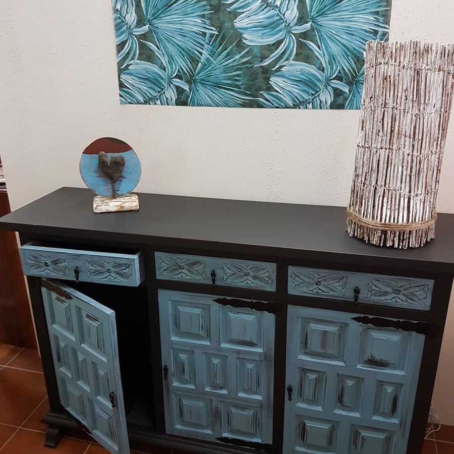 Exemplo de Mueble restaurado