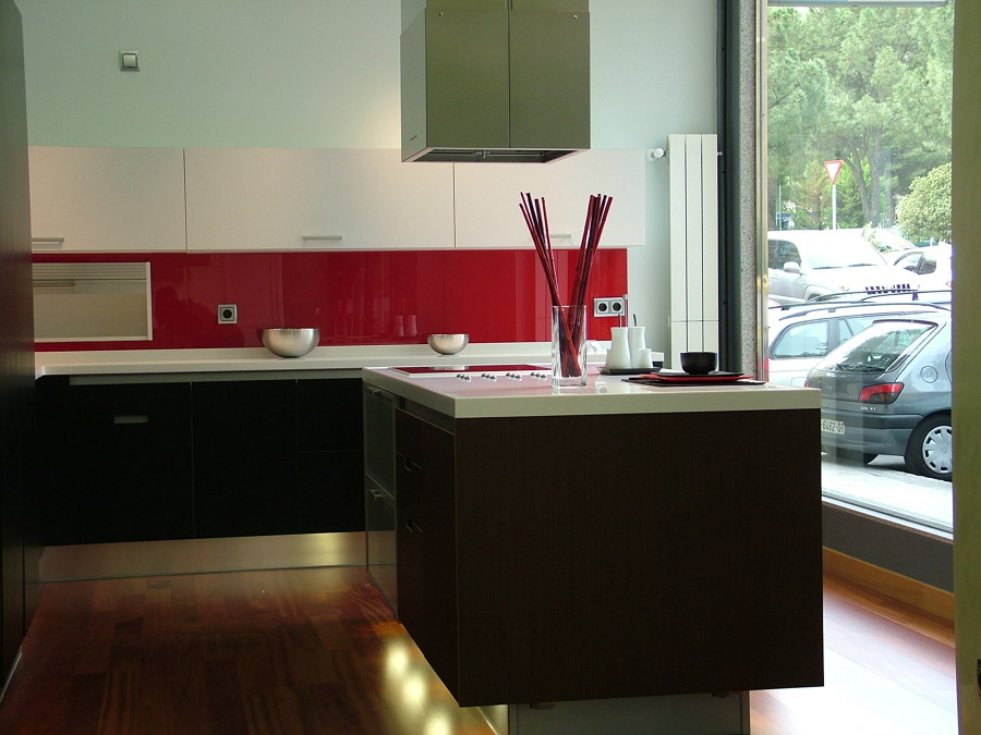 EXPOSICIÓN DE LOCAL COMERCIAL REFORMADO