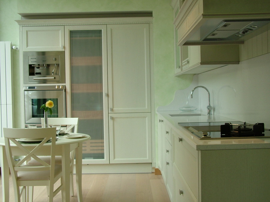 EXPOSICIÓN DE LOCAL COMERCIAL REFORMADO