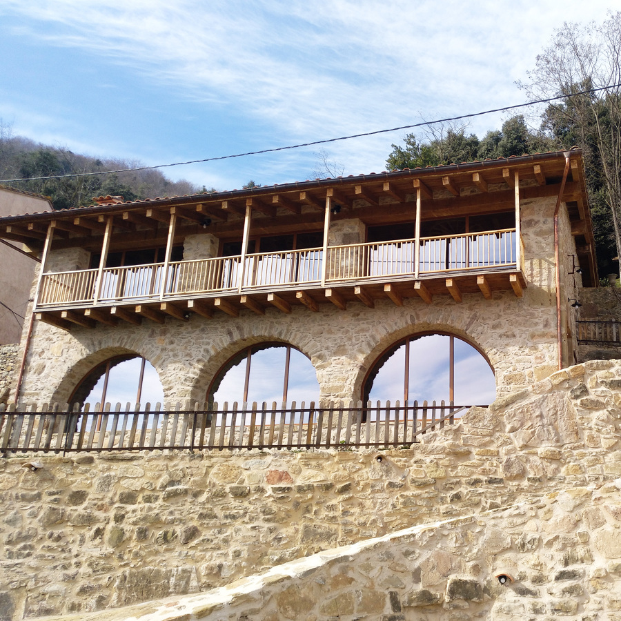 Exterior edifici serveis