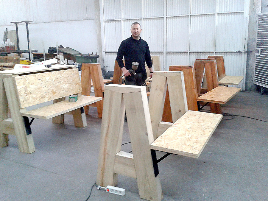 Fabricación de bancos