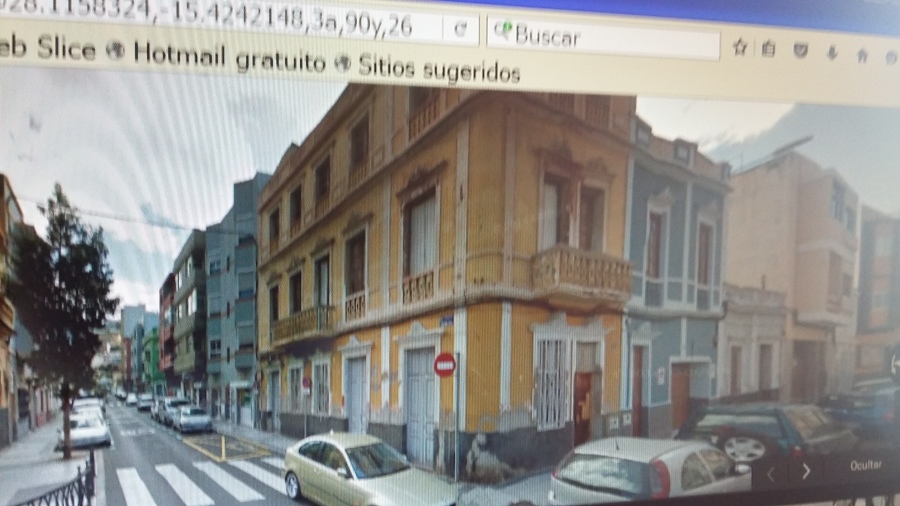 Fachada calle Carbajal