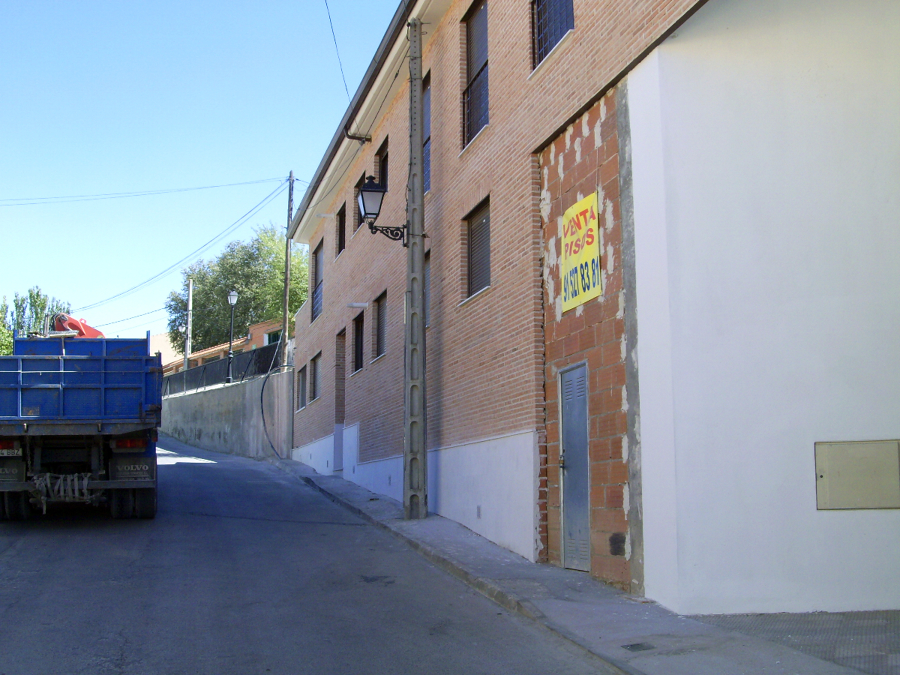 Fachada de calle Esquivias