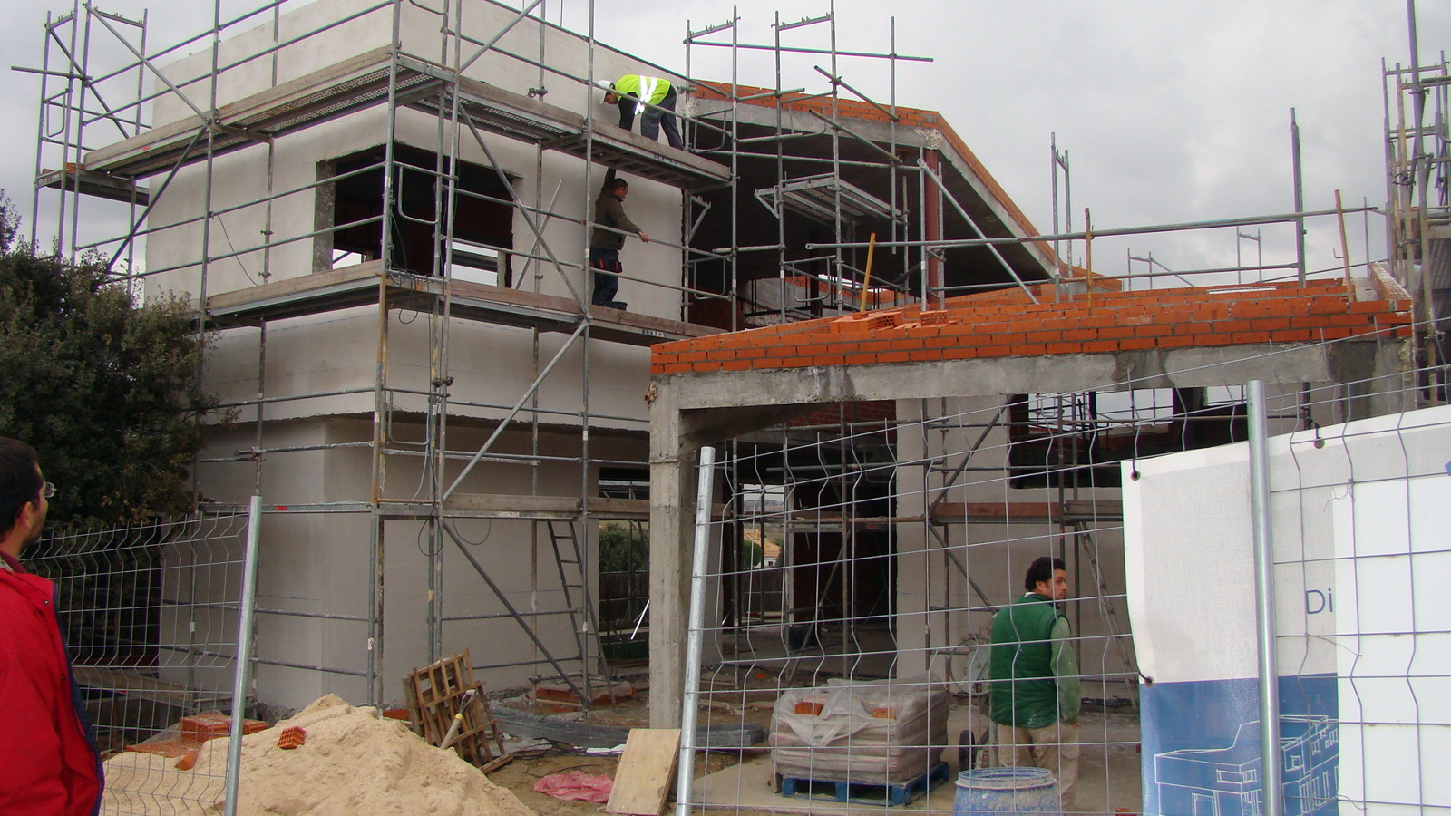 Fachada de entrada de la casa.