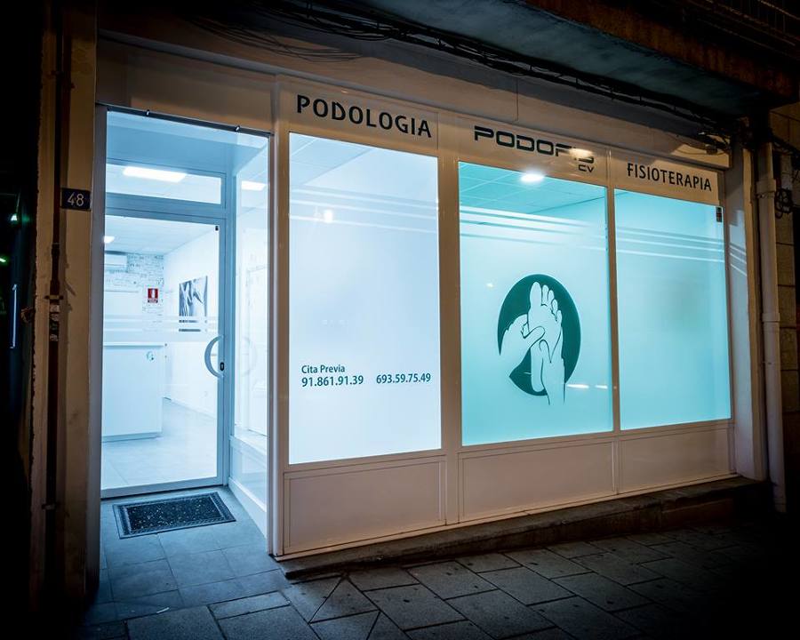 Fachada de la clínica