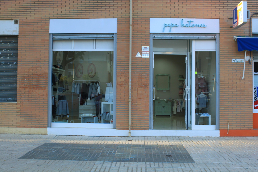 Fachada de la tienda