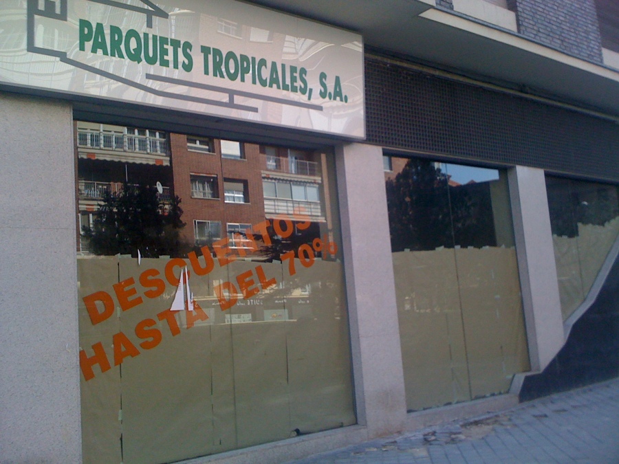 FACHADA DE LOCAL ANTES DE LA REFORMA