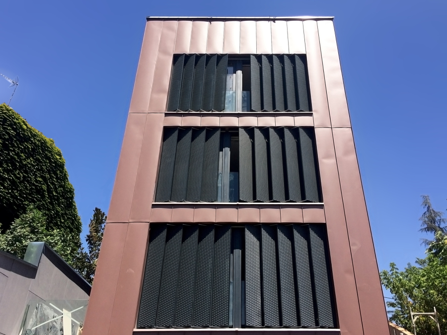 fachada de zinc