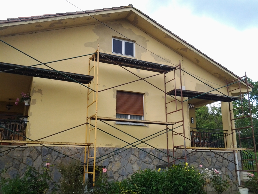 fachada en restauracion