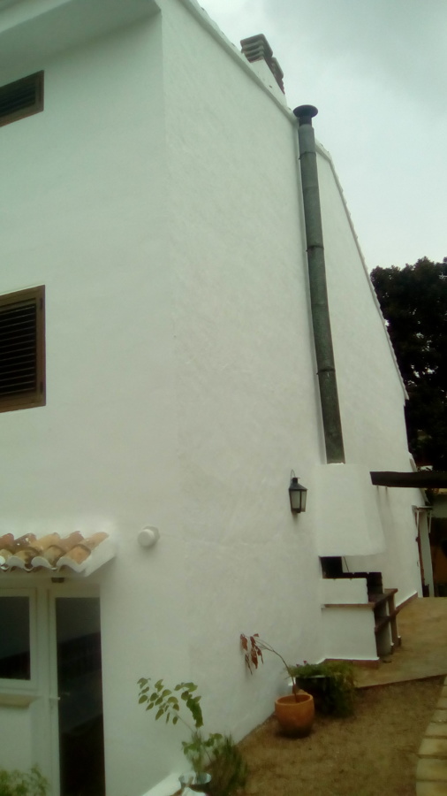 Fachada enorme y esquinera