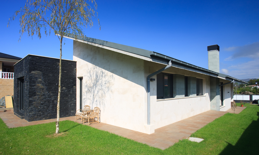 Fachada lateral y posterior