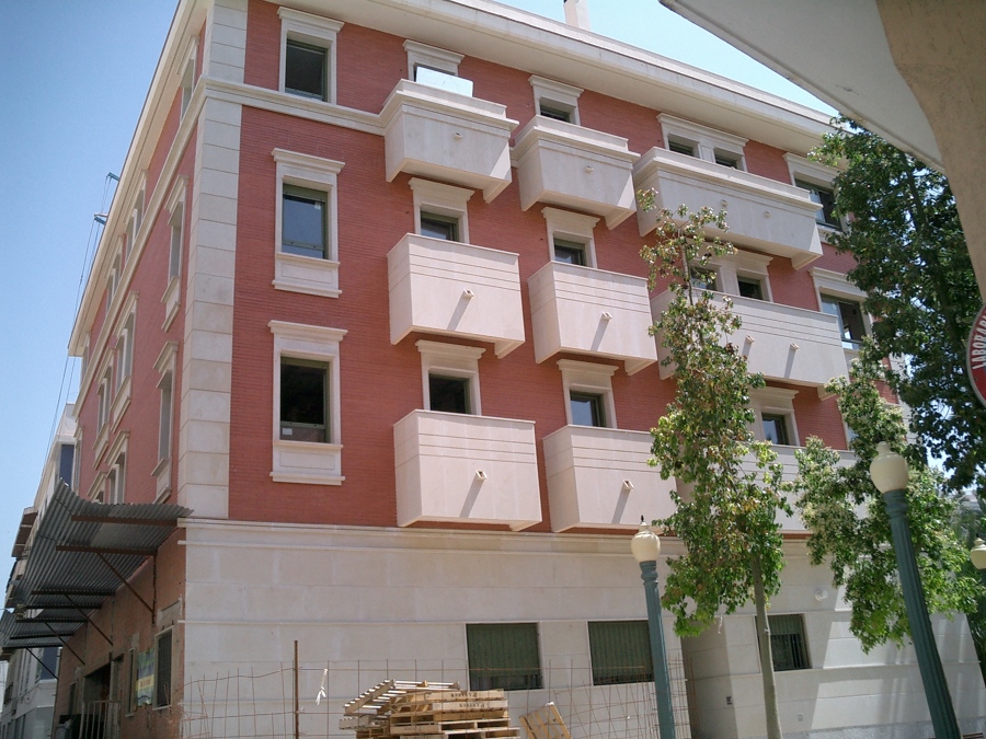 Fachada oeste/sur en construccion