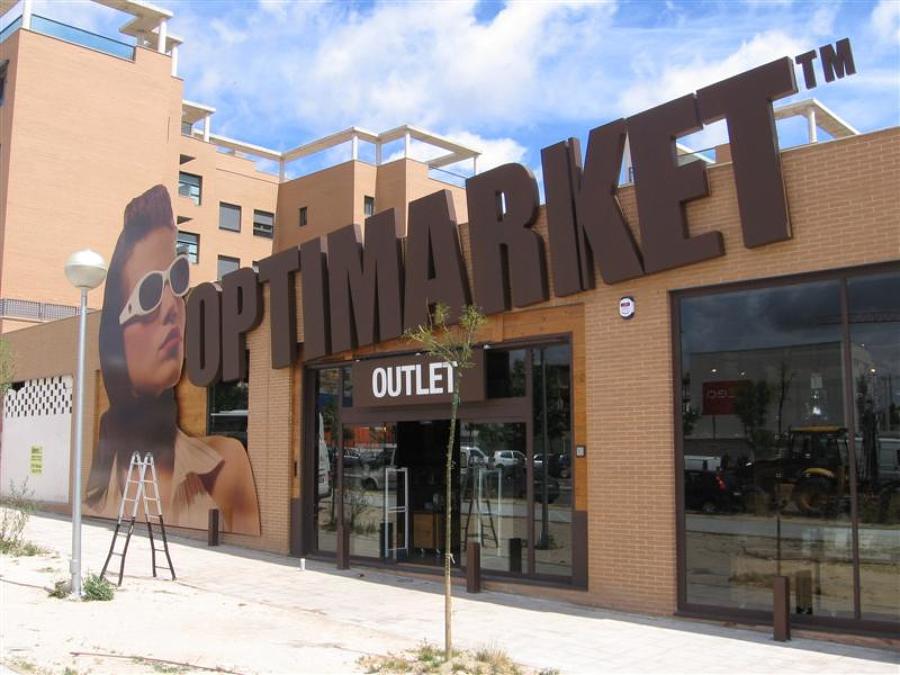 FACHADA OPTIMARKET
